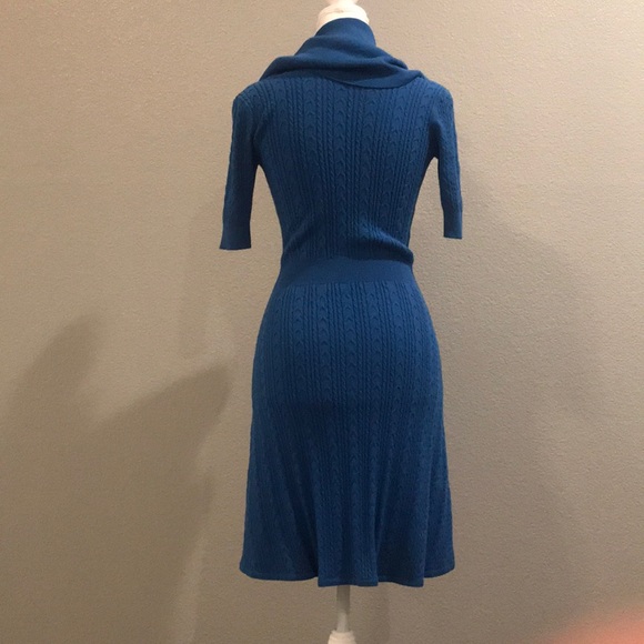 Fit and flare sweater dress - Picture 3 of 4